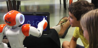 Robot tutors: Opportunities and challenges