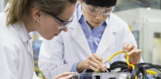 How can I build my own robot? women in robotics