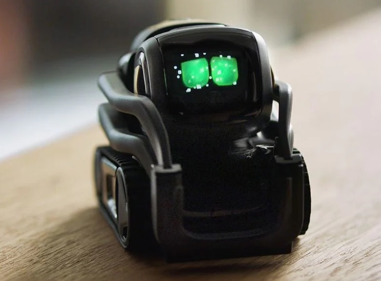 Anki's mini home robot Vector has a big personality - CNET