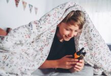 Best walkie talkies for your three-year-olds: Guidelines to follow walkie talkies