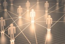 Connecting employees: Interview with Starmind CCO Ronan Kirby connecting