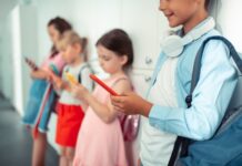 Recommended screen time for kids: Ensuring digital safety screen time