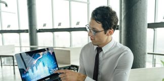 5 ways big data analytics enhance fintech consumer experience business